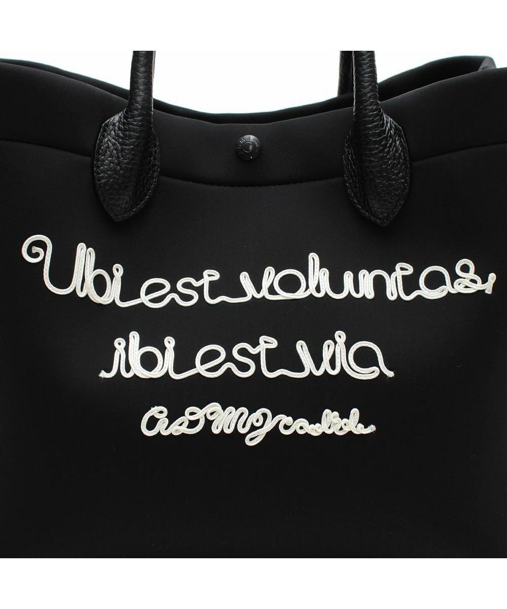 A.D.M.J. 【魔法の様に軽い】マジックライトコード刺しゅうトート25cm 