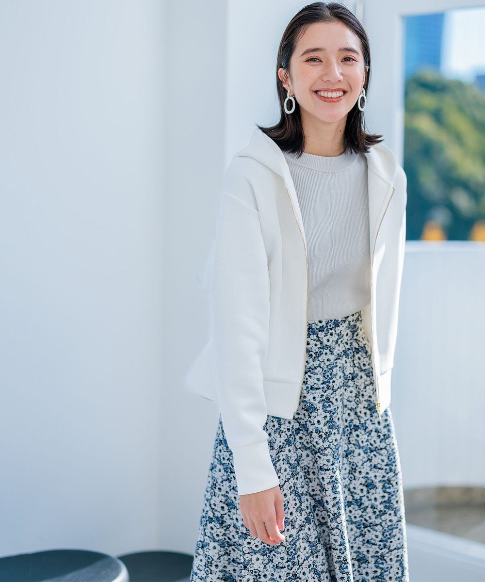 組曲 フード付きバックフリル パーカー 