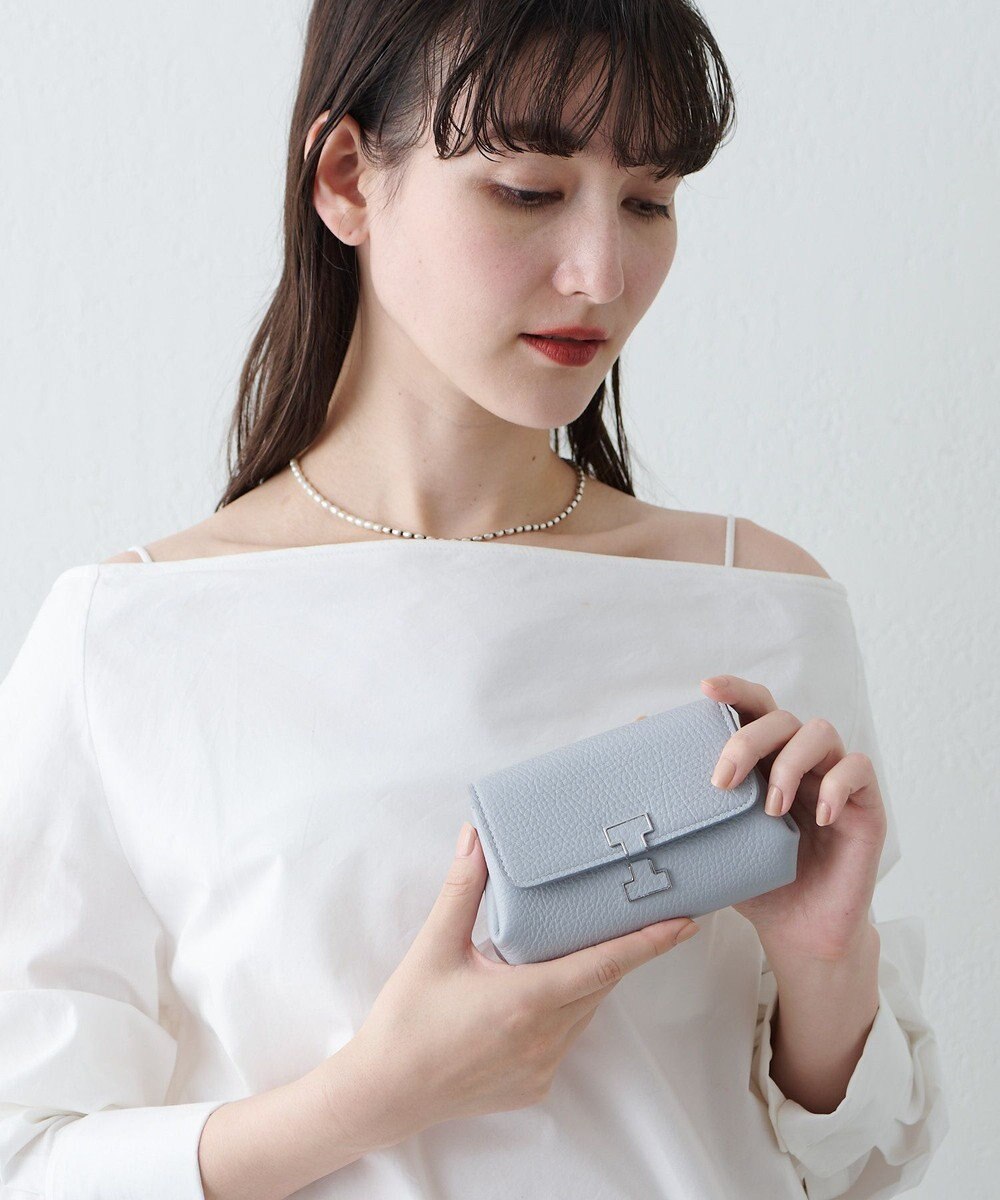 IACUCCI アバ ウォレット CERVO 