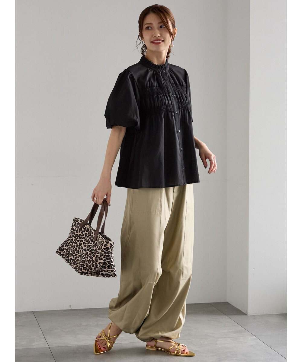 Te chichi スタンドフリル5分袖シャーリングブラウス 