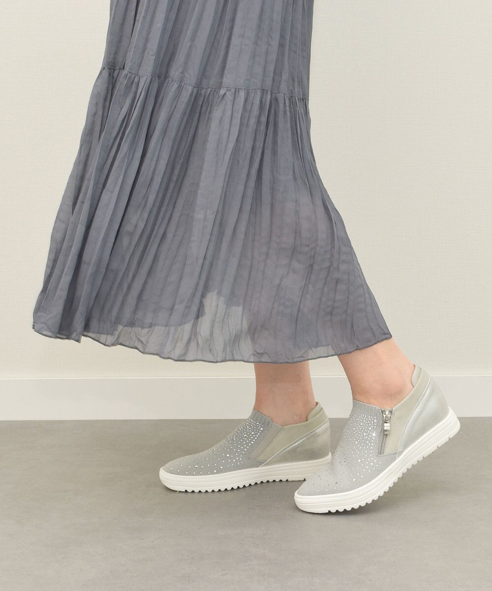 Bridget Birkin 【Round About】ラインストーンインヒールスニーカー 