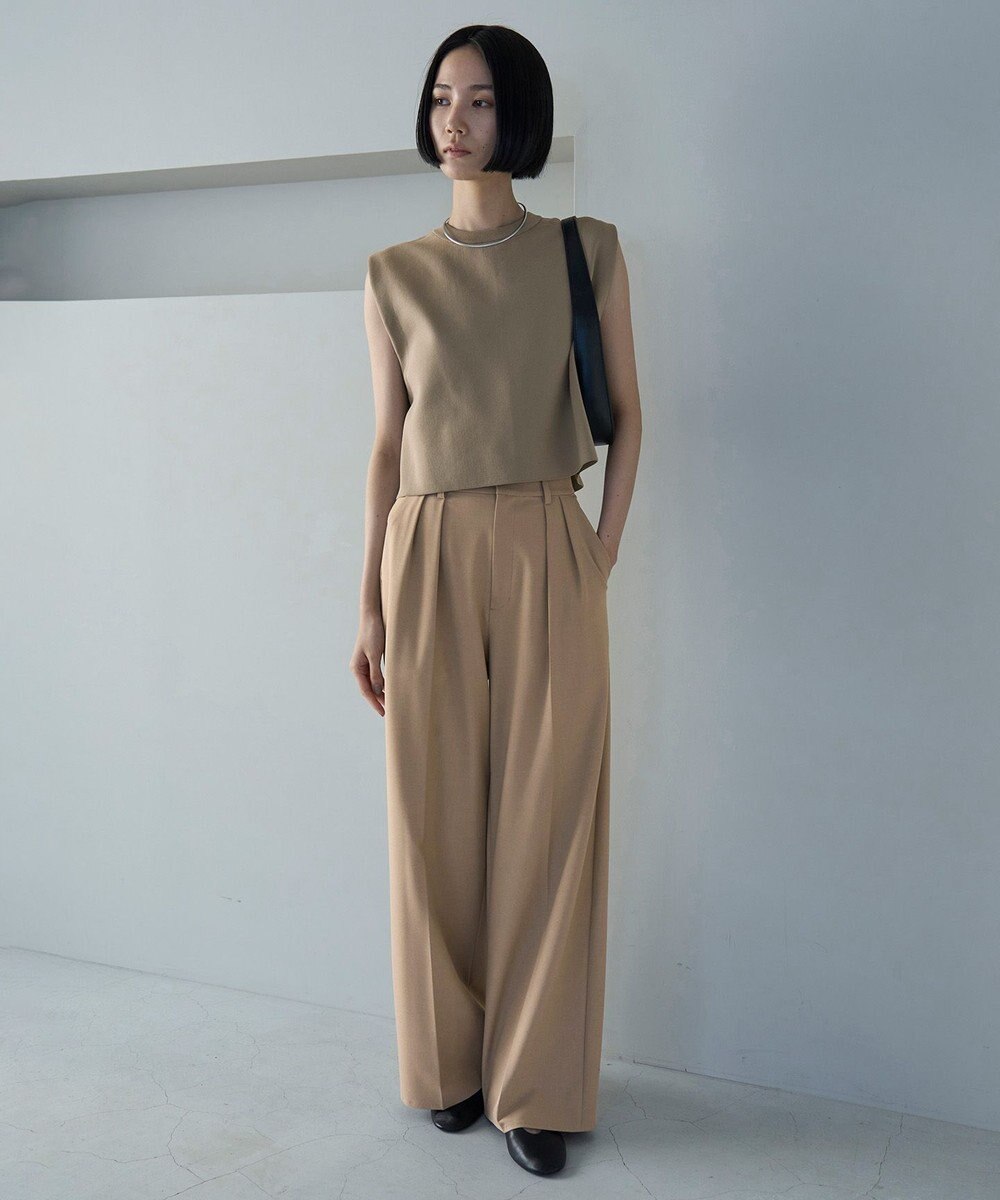 UNFILO フォルムニット クロップドベスト 