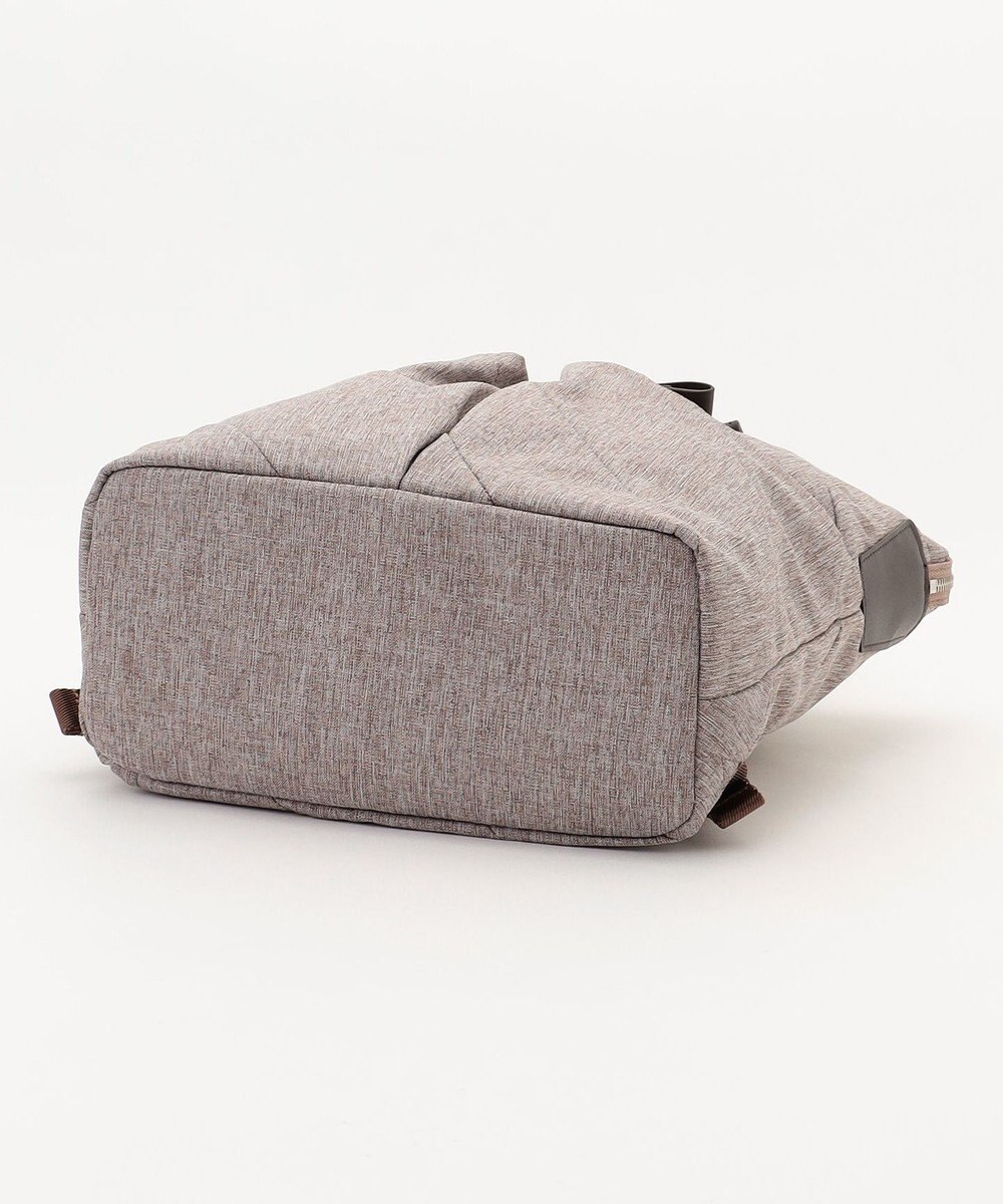 Y'SACCS ストリームラインデイパック 