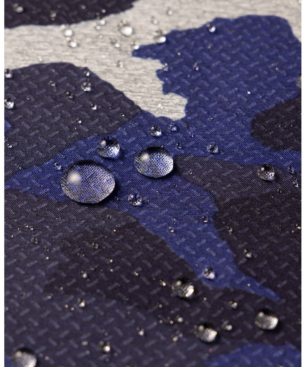 JOSEPH ABBOUD MOUNTAIN 【ストレッチ/軽量/撥水/ポケッタブル】エンボスカモフラージュ パーカー 