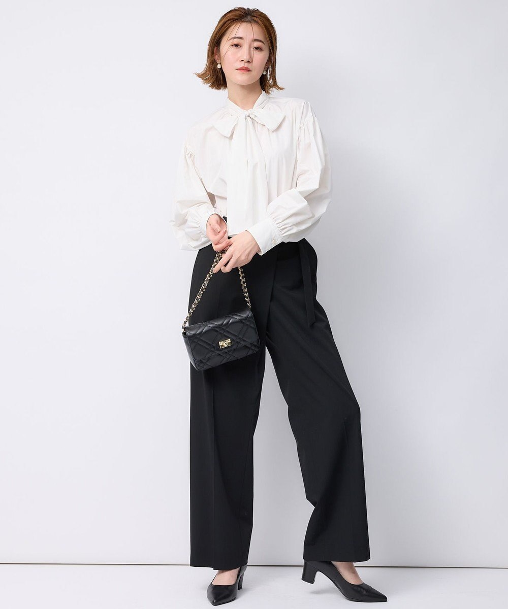 23区 【洗える】ライトメモリータフタ ボリュームボウタイ ブラウス 