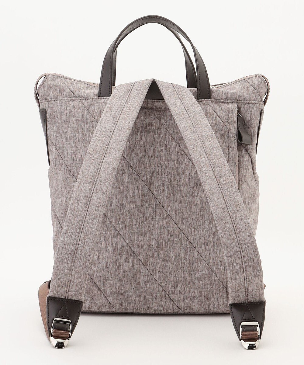 Y'SACCS ストリームラインデイパック 