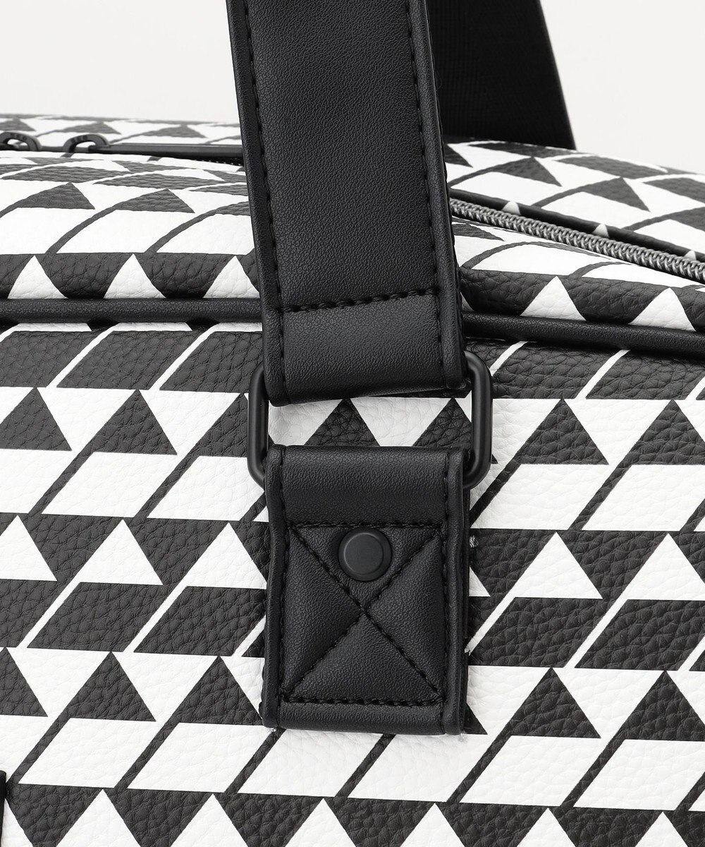 23区GOLF 【UNISEX】フラッグ総柄ボストンバッグ　シューズ収納付きの大容量　ショルダー持ちも可能 