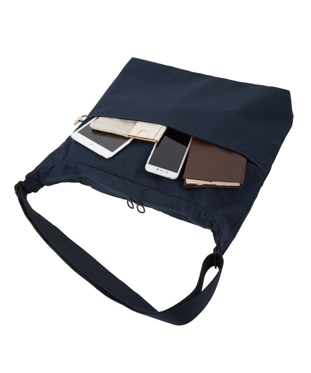 ACE BAGS & LUGGAGE ace. TOKYO  スポーベル3 大きなショルダーバッグ B4サイズ 17814 エース 