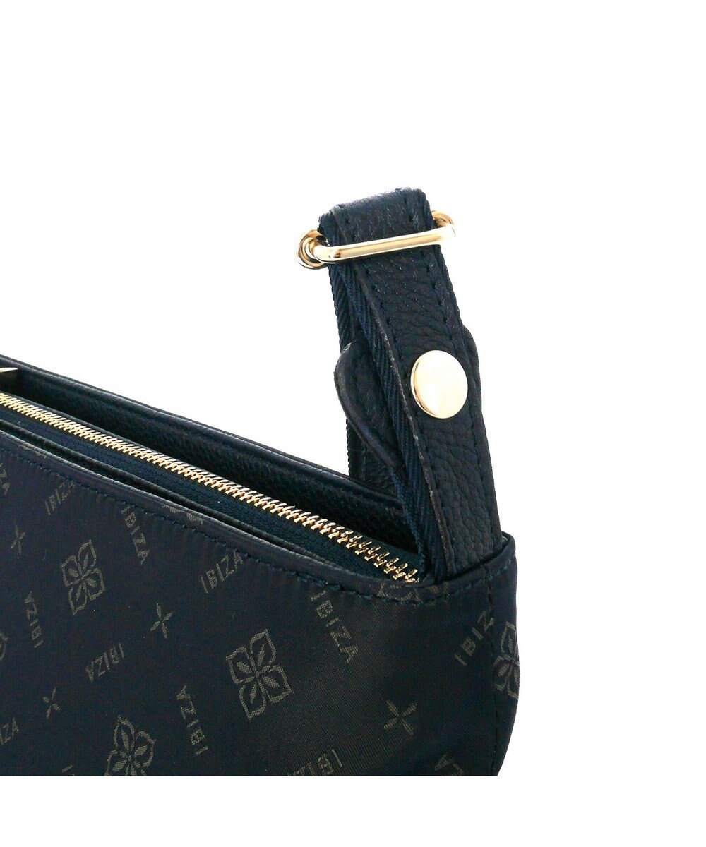 IBIZA ロゴナイロン　ショルダーバッグ 