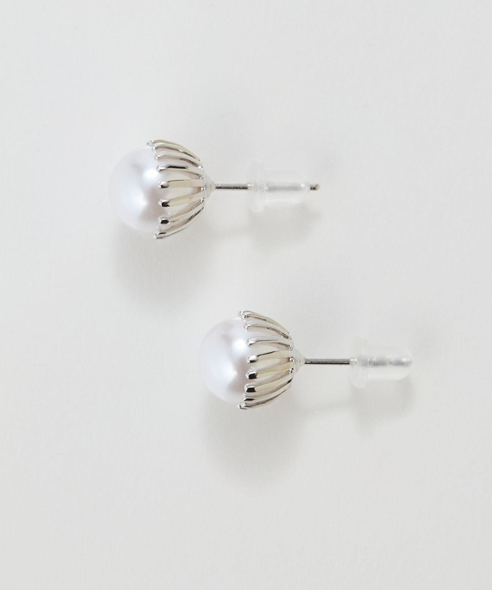 Phoebe トゥウィンクルフレームパールピアス　シルバー/一粒 