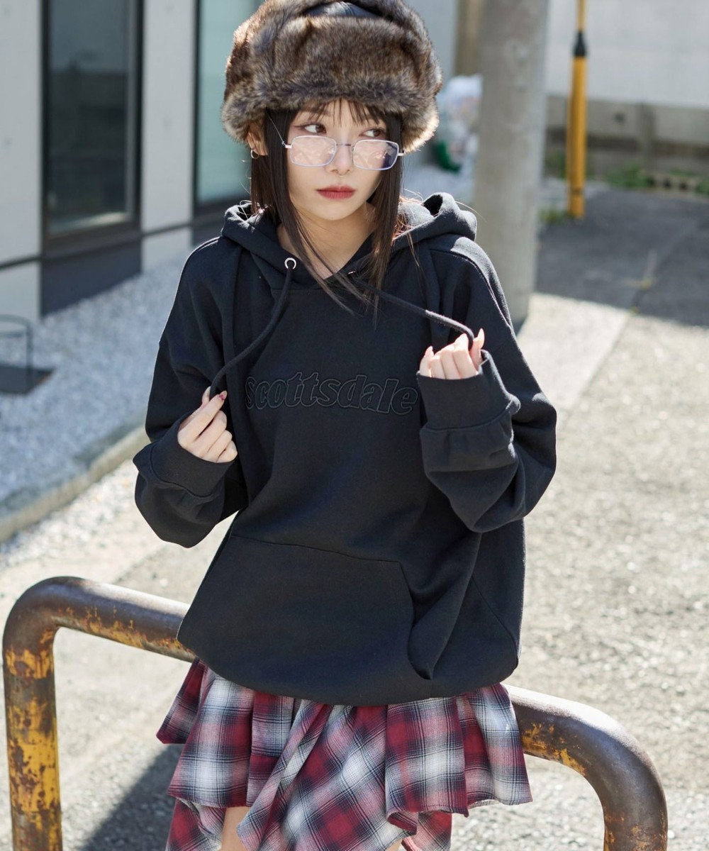 WEGO 【ユニセックス着用ITEM】エンボスステッチロゴプルパーカー 