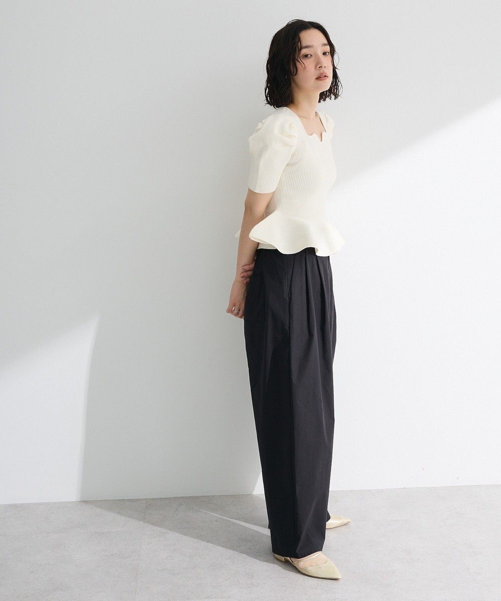 Green Parks ・ｓｗｉｎｇ　ｂｙ　ハートネックペプラムニット 