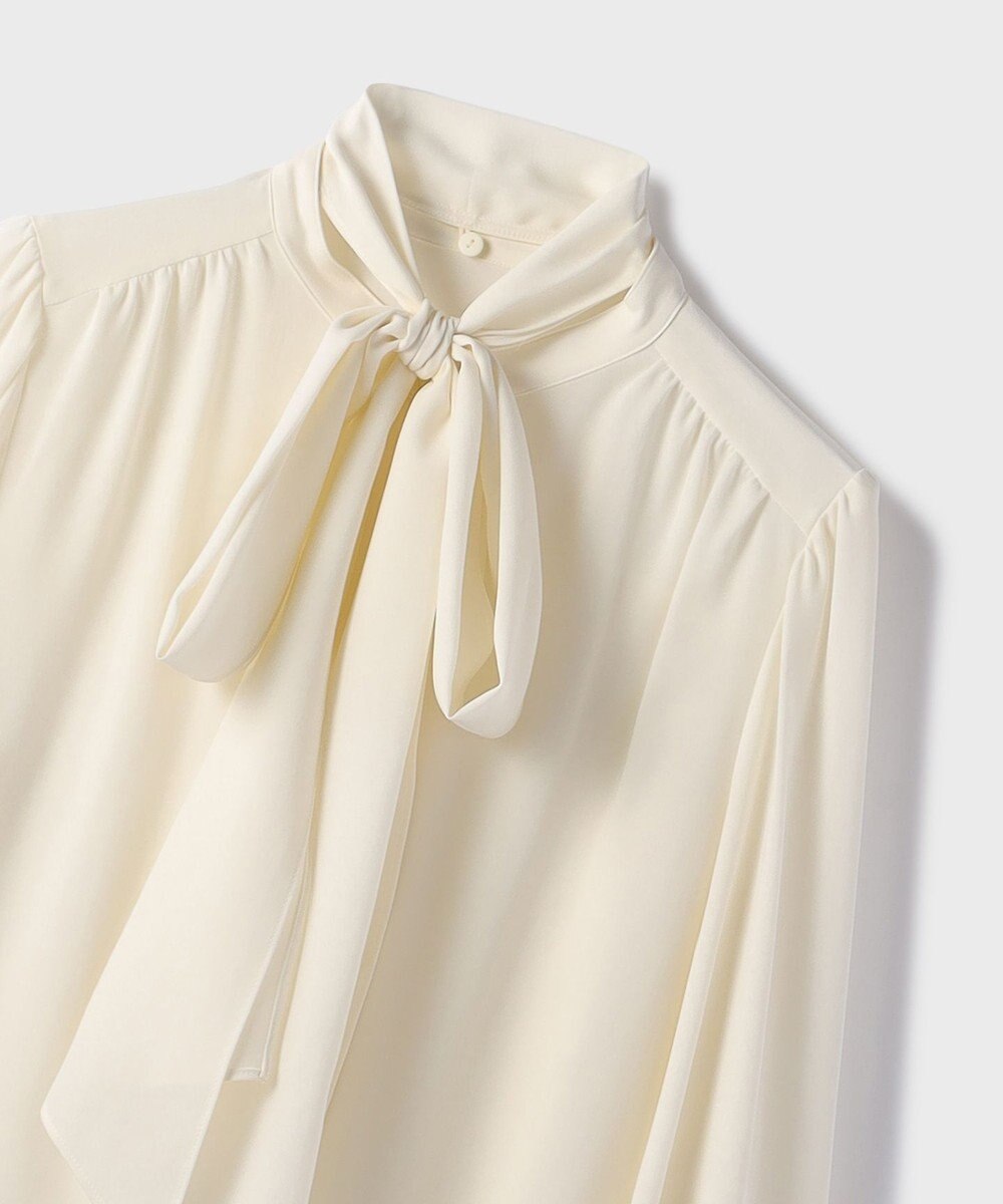 GRACE CONTINENTAL トリアセボウタイブラウス 