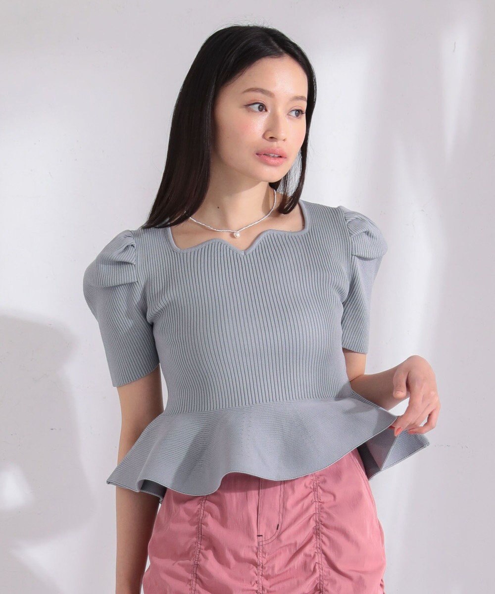 Green Parks ・ｓｗｉｎｇ　ｂｙ　ハートネックペプラムニット 