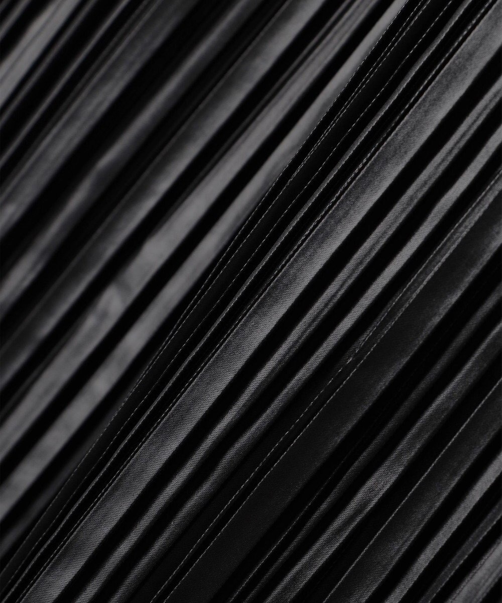 uncrave レザー ライク サテン プリーツスカート（uncrave WHITE） 