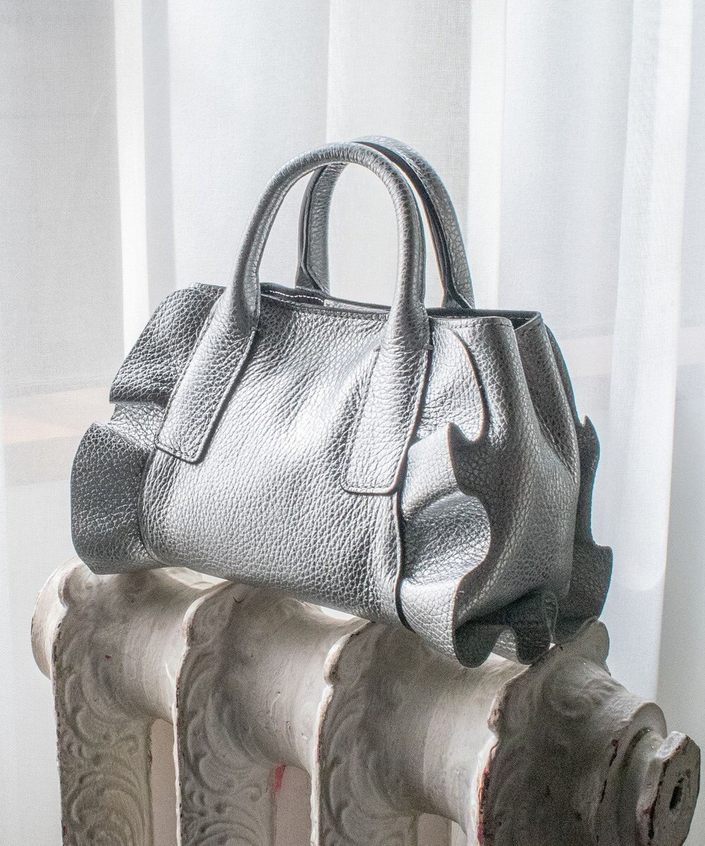 INTER-CHAUSSURES 【RIPANI】メタリックレザーフリルデザインミニバッグ 