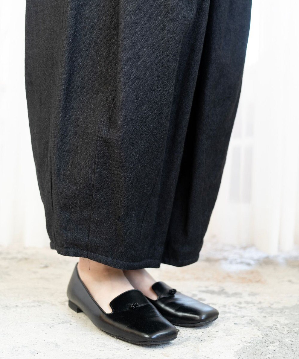 muuc リネンウールの裾タックワイドパンツ 