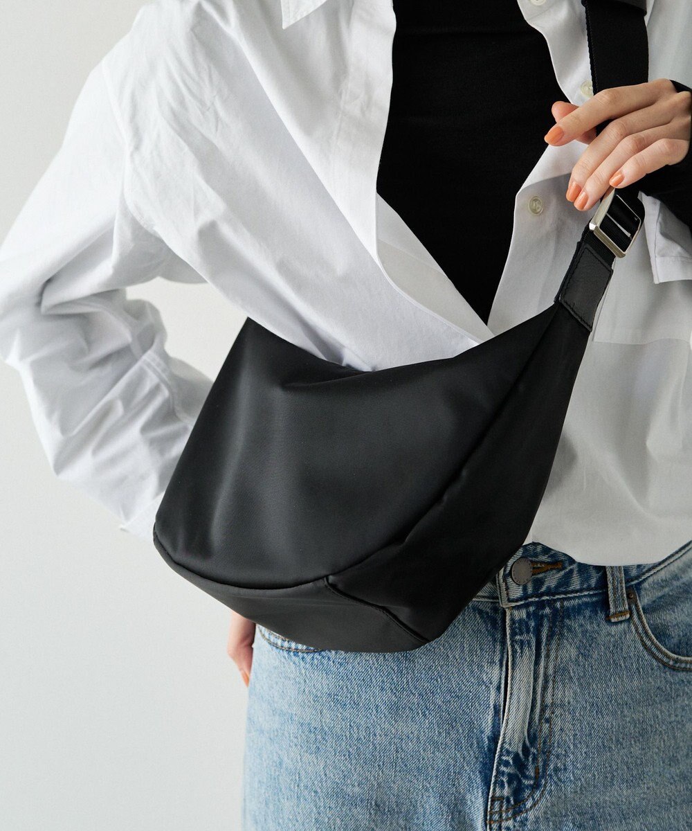 russet ナイロンラウンドショルダーバッグ (CE-1327-WEB) 