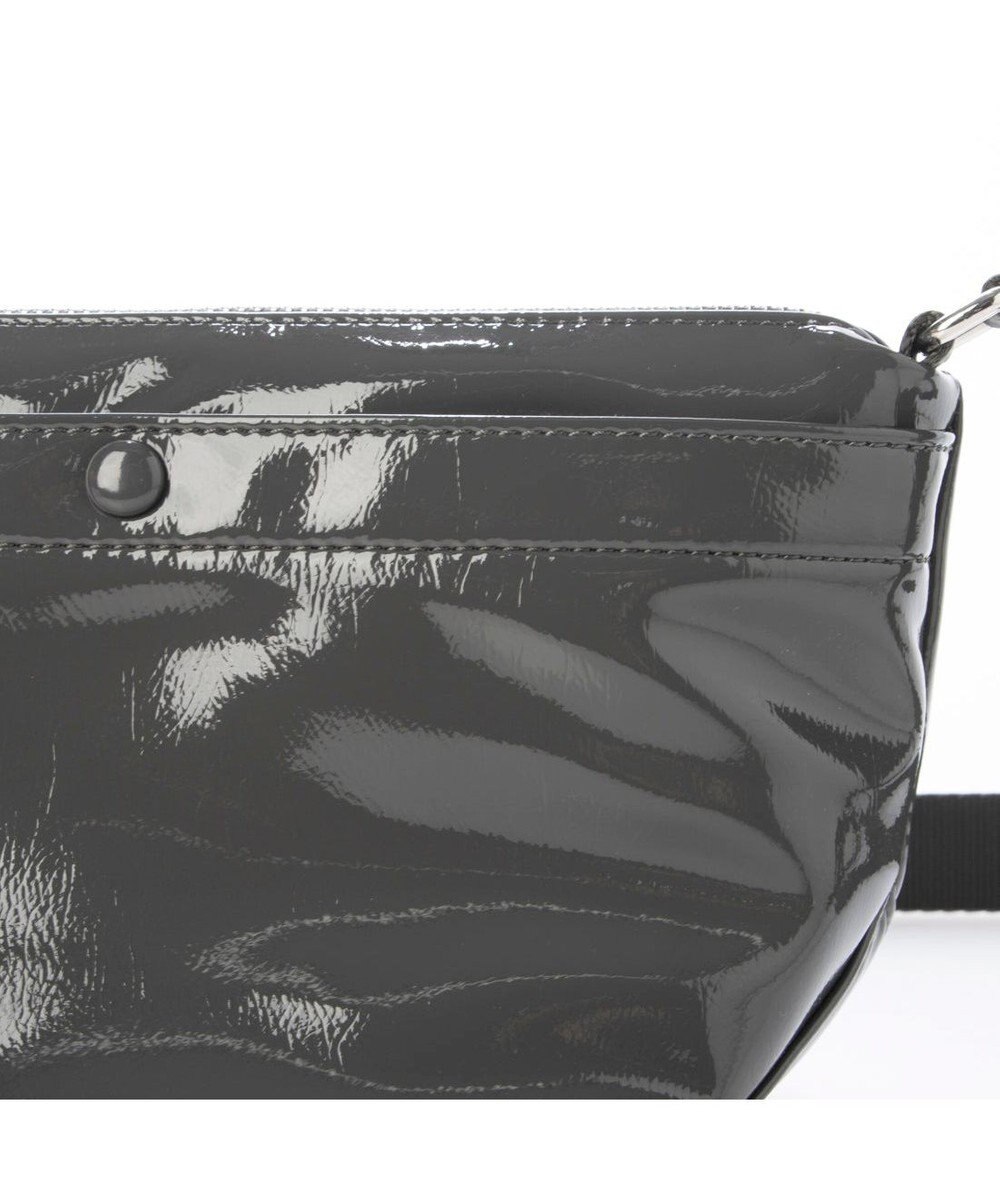 UNBILLION カシュカシュ cachecache / ソフトエナメル舟型ショルダー 