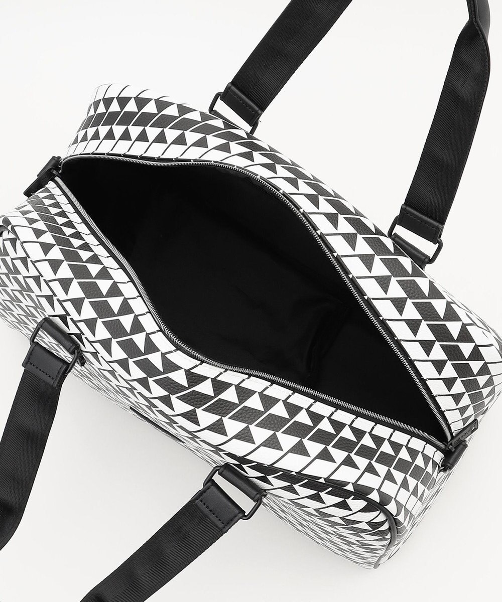 23区GOLF 【UNISEX】フラッグ総柄ボストンバッグ　シューズ収納付きの大容量　ショルダー持ちも可能 