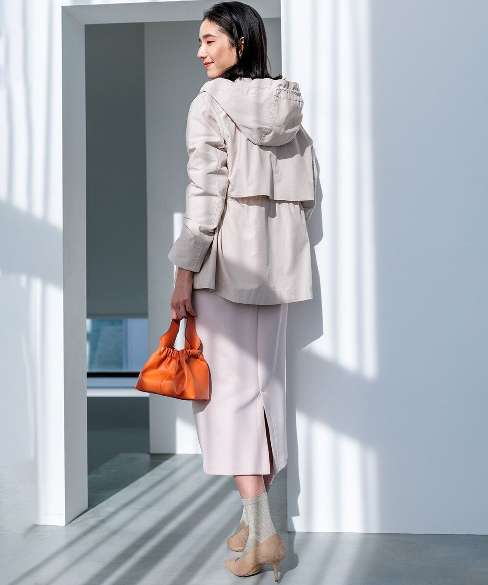 組曲 L 【フード取り外し可】2WAYショート丈ライトアウター 