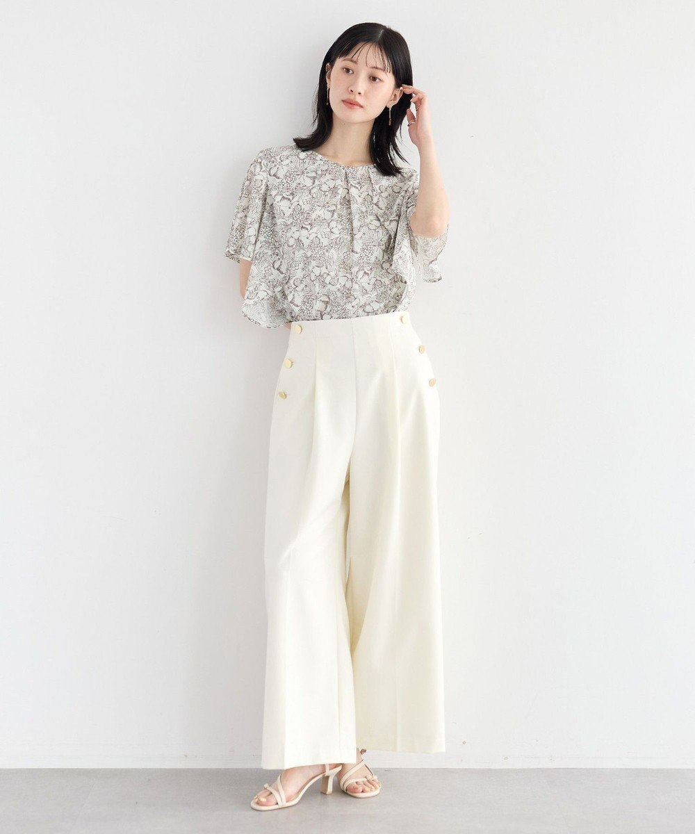 YECCA VECCA ラインフルーツ柄ラッフルブラウス 