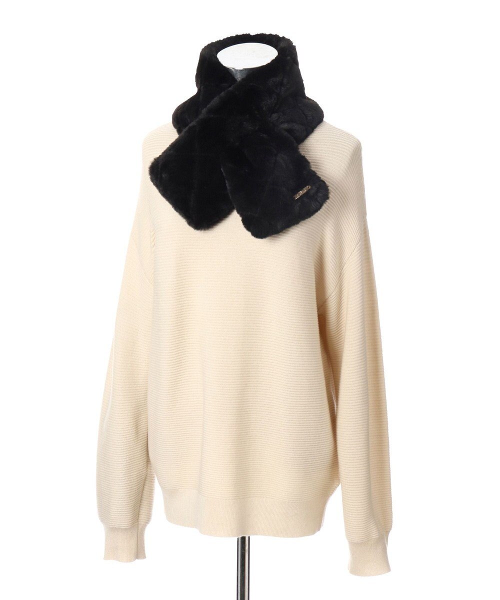 MOONBAT FURLA キルティングデザインフェイクファーマフラー 