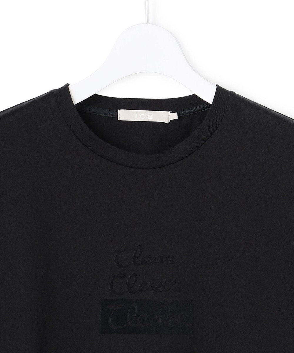 ICB クロップド ロゴTEE（レタードプリント） 