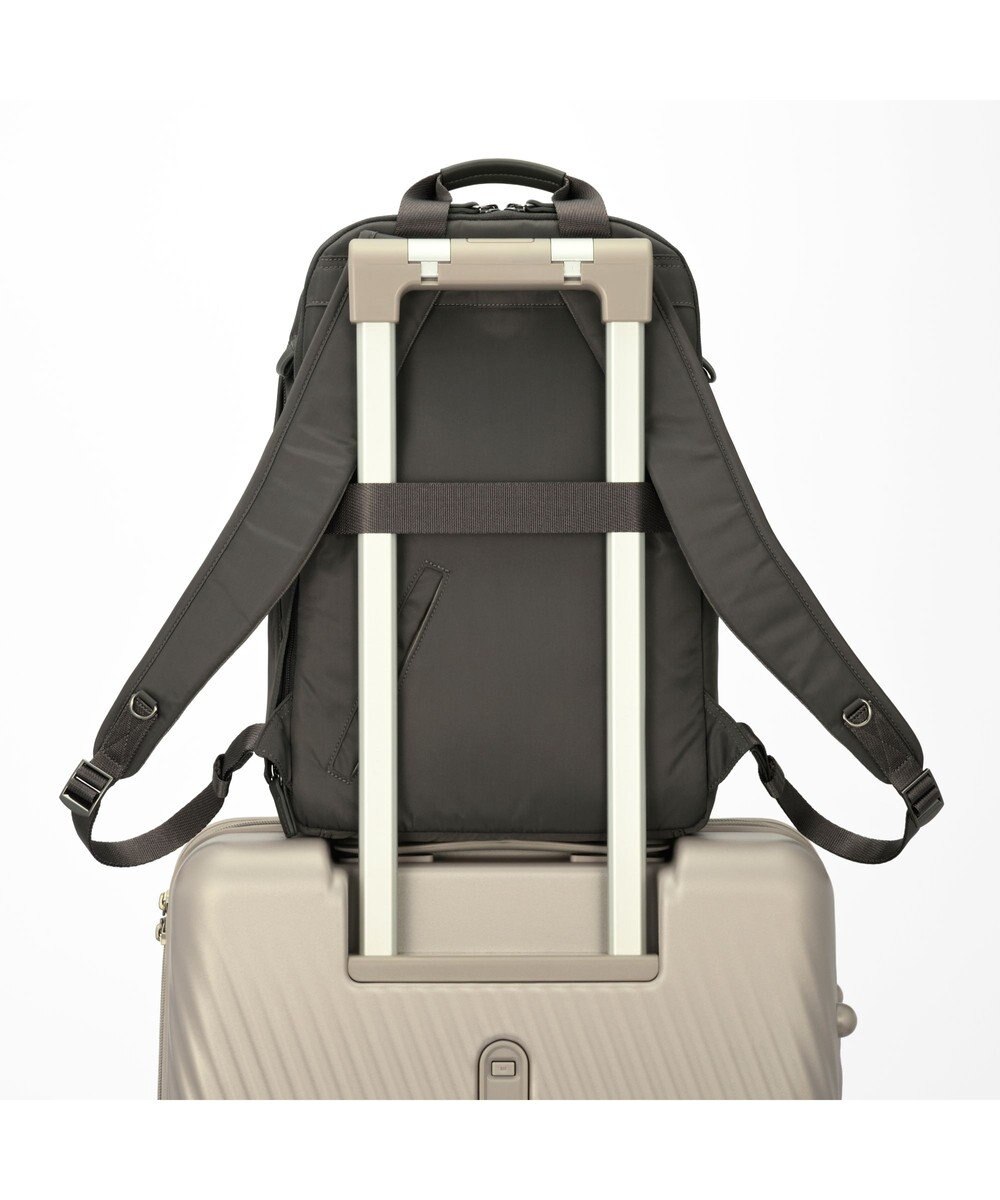 ACE BAGS & LUGGAGE W&.Day/Night ポッケス ハグリュック A4サイズ 13.3インチPC収納 20211 ダブルアンドデイナイト 