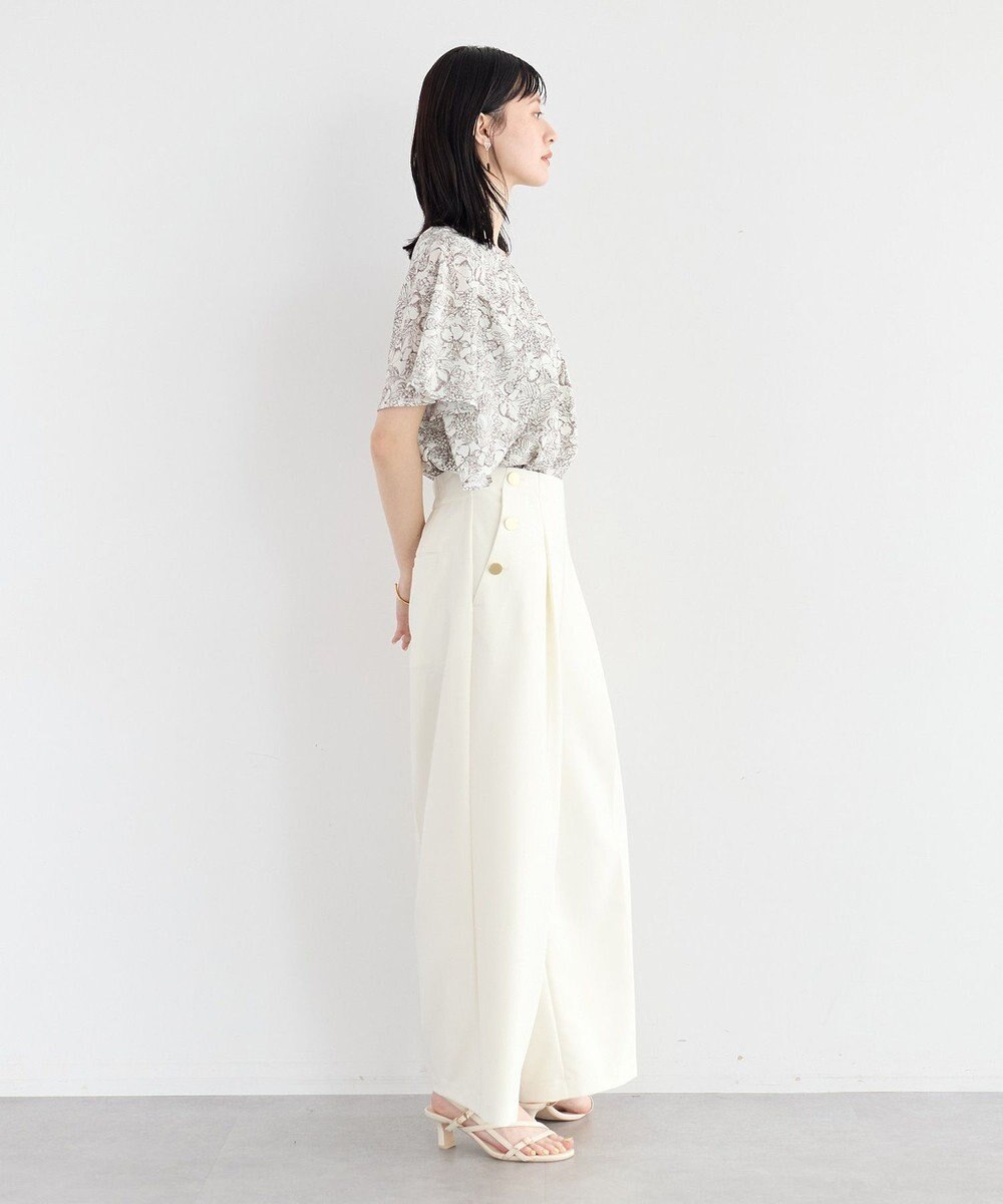 YECCA VECCA ラインフルーツ柄ラッフルブラウス 