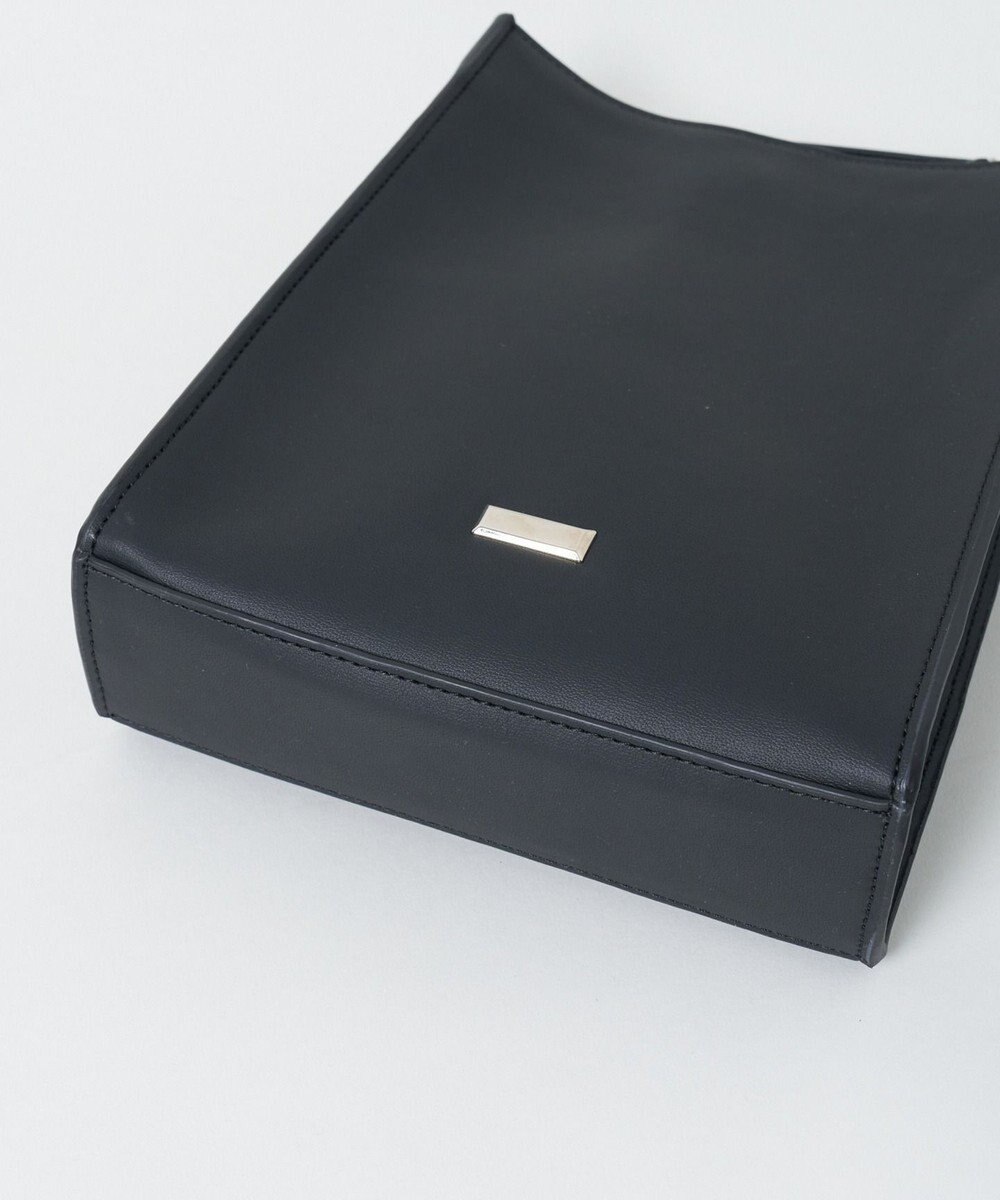 WEGO レザータッチスクエアショルダー 