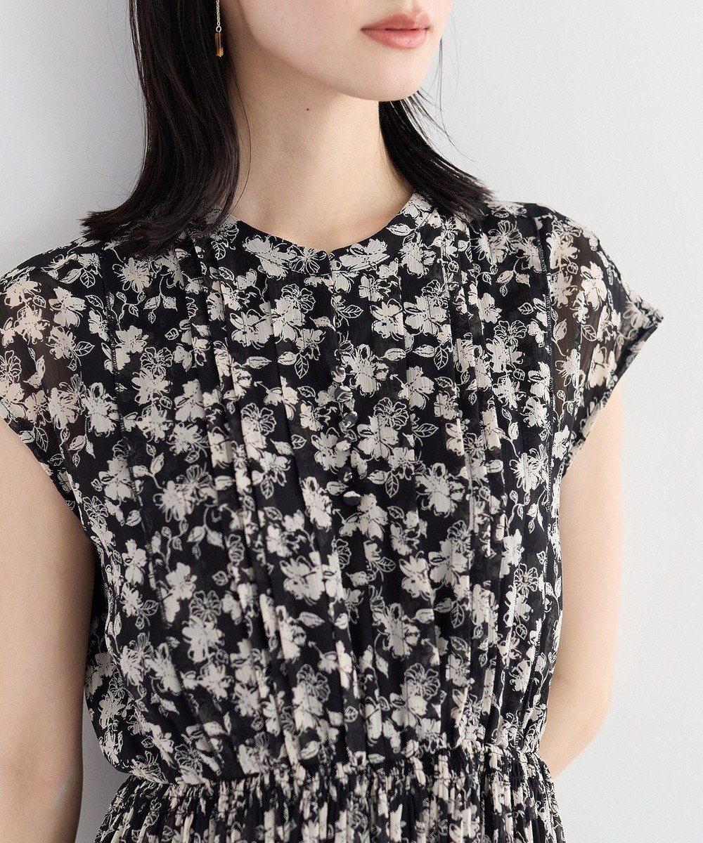 YECCA VECCA 花柄プリーツワンピース 