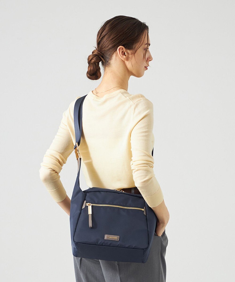 LA BAGAGERIE メタルバックル　ボックスショルダー　Sサイズ 