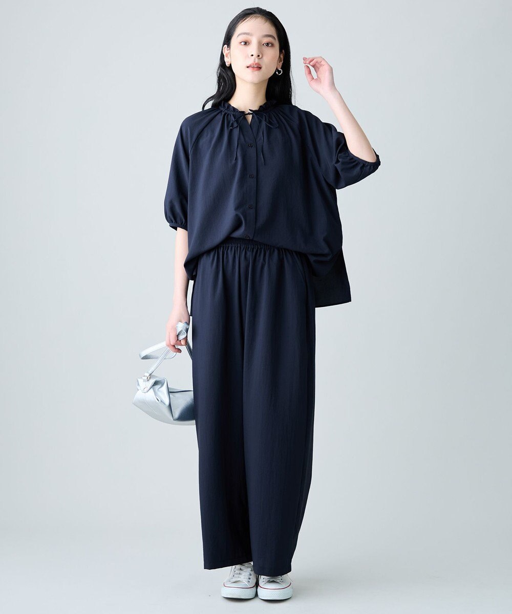 ANY 楽映えフリルネックブラウス（セットアップ着用可） 