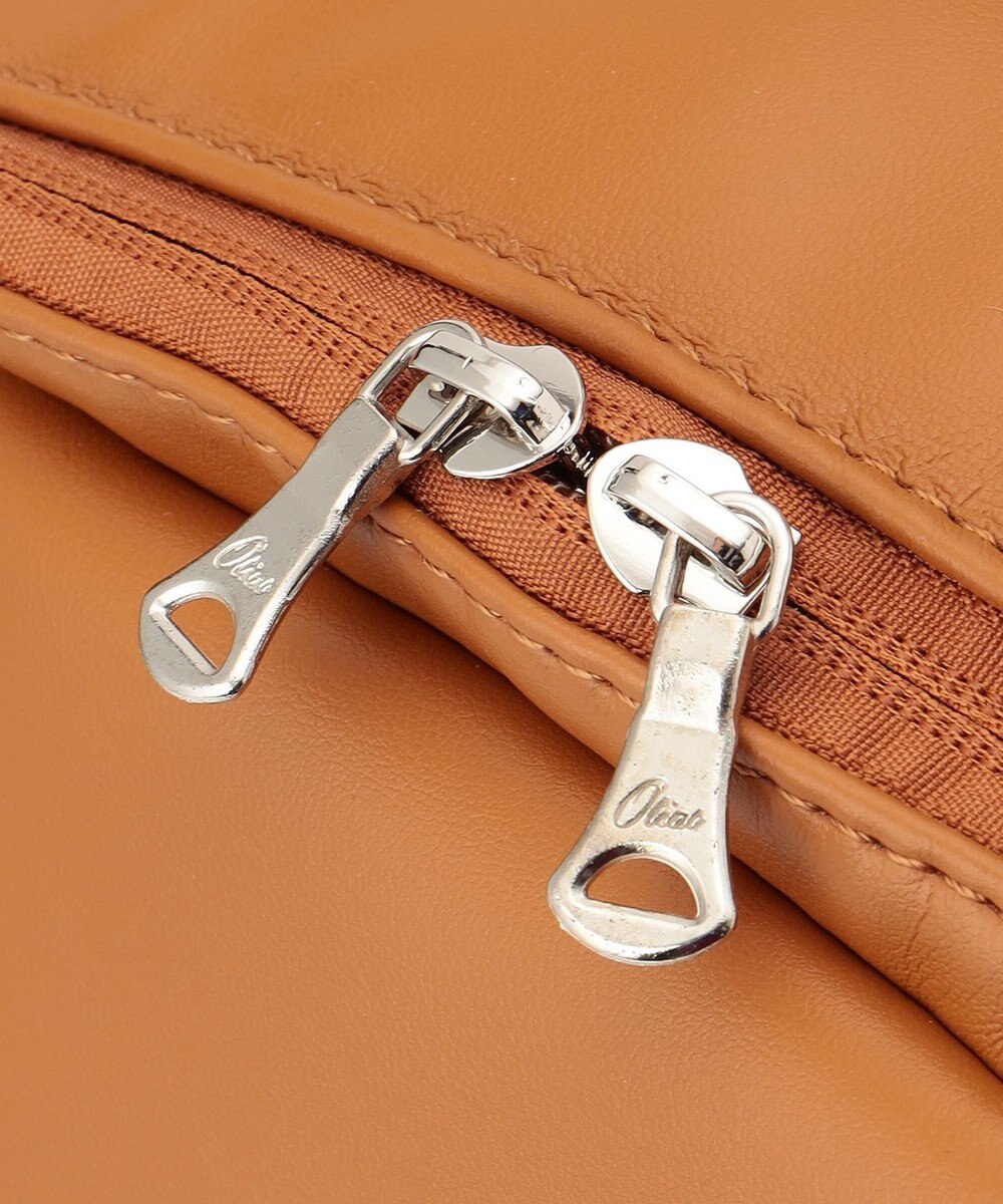 UNBILLION Otias スムースタイプ合皮スクエアリュック 