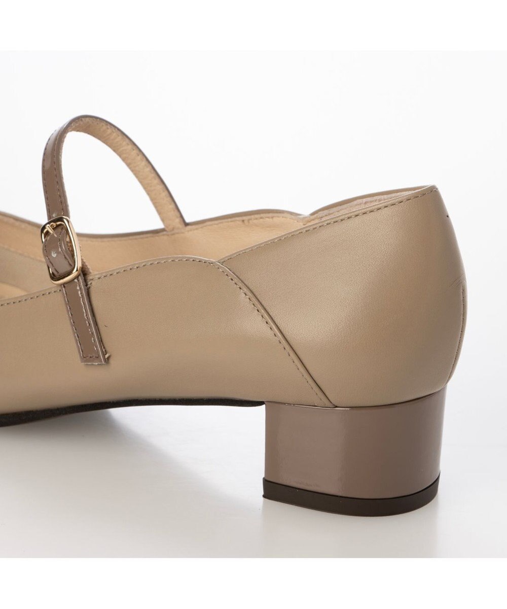 Riz raffinee <Riz raffinee>アーモンドトゥストラップパンプス 