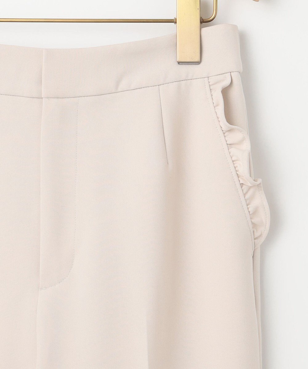 組曲 L 【KUMIKYOKU NAVY】コンフォータブルドレープ フリルテーパードパンツ 