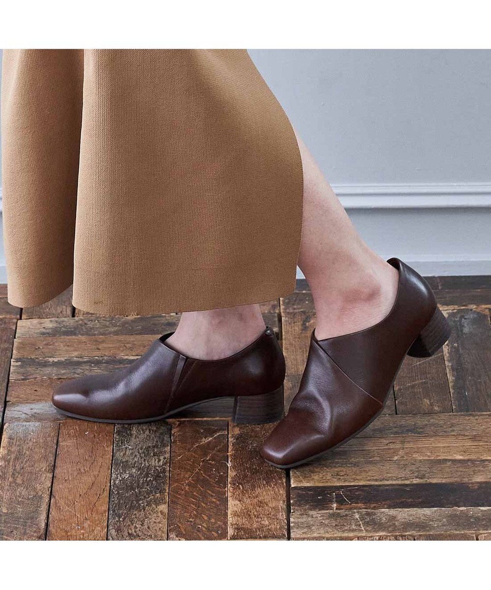 ing <ing>【WEB限定】【サスティナブルシリーズ】甲深デザインパンプス 