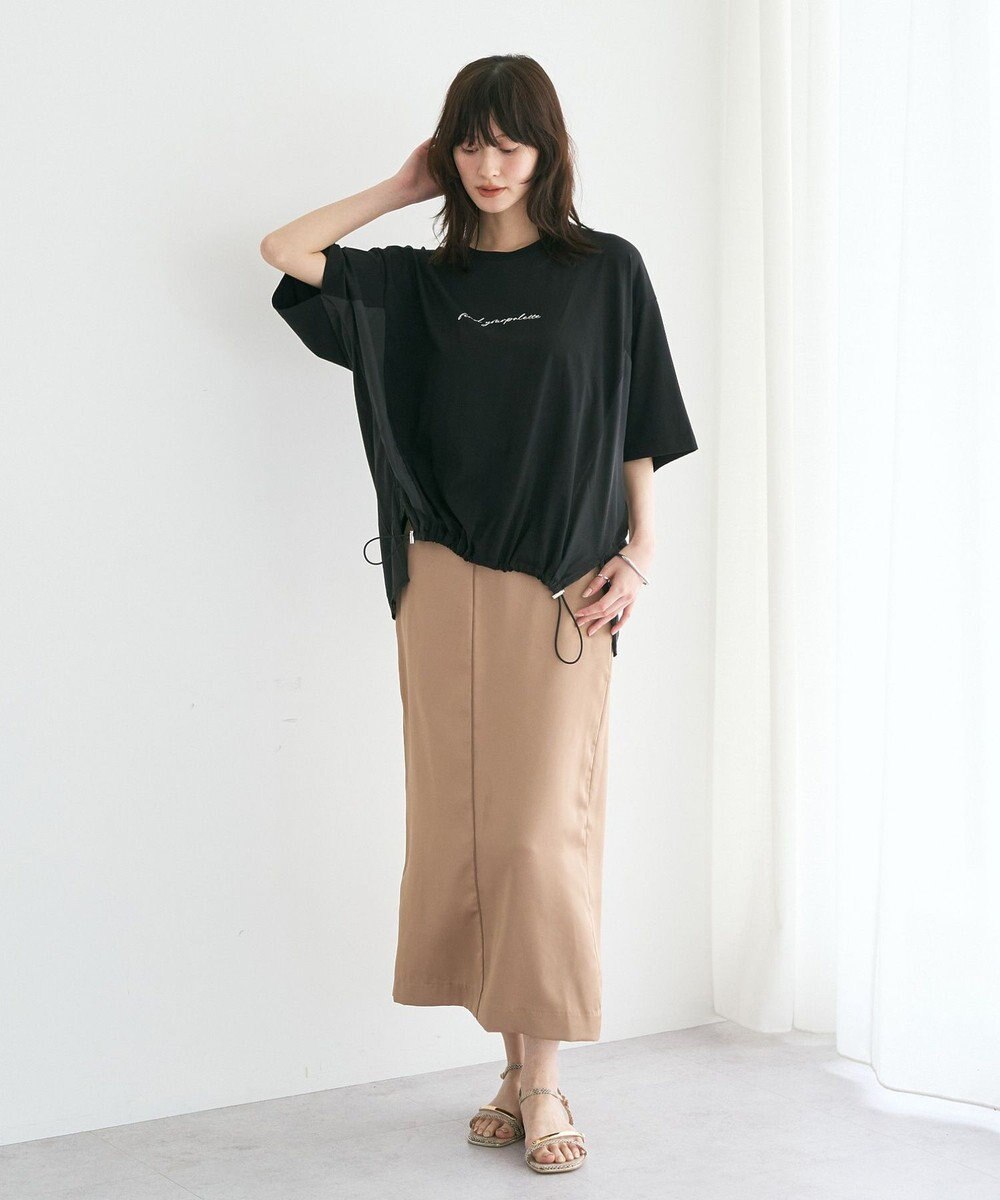 YECCA VECCA 裾ドロストデザインロゴTee 