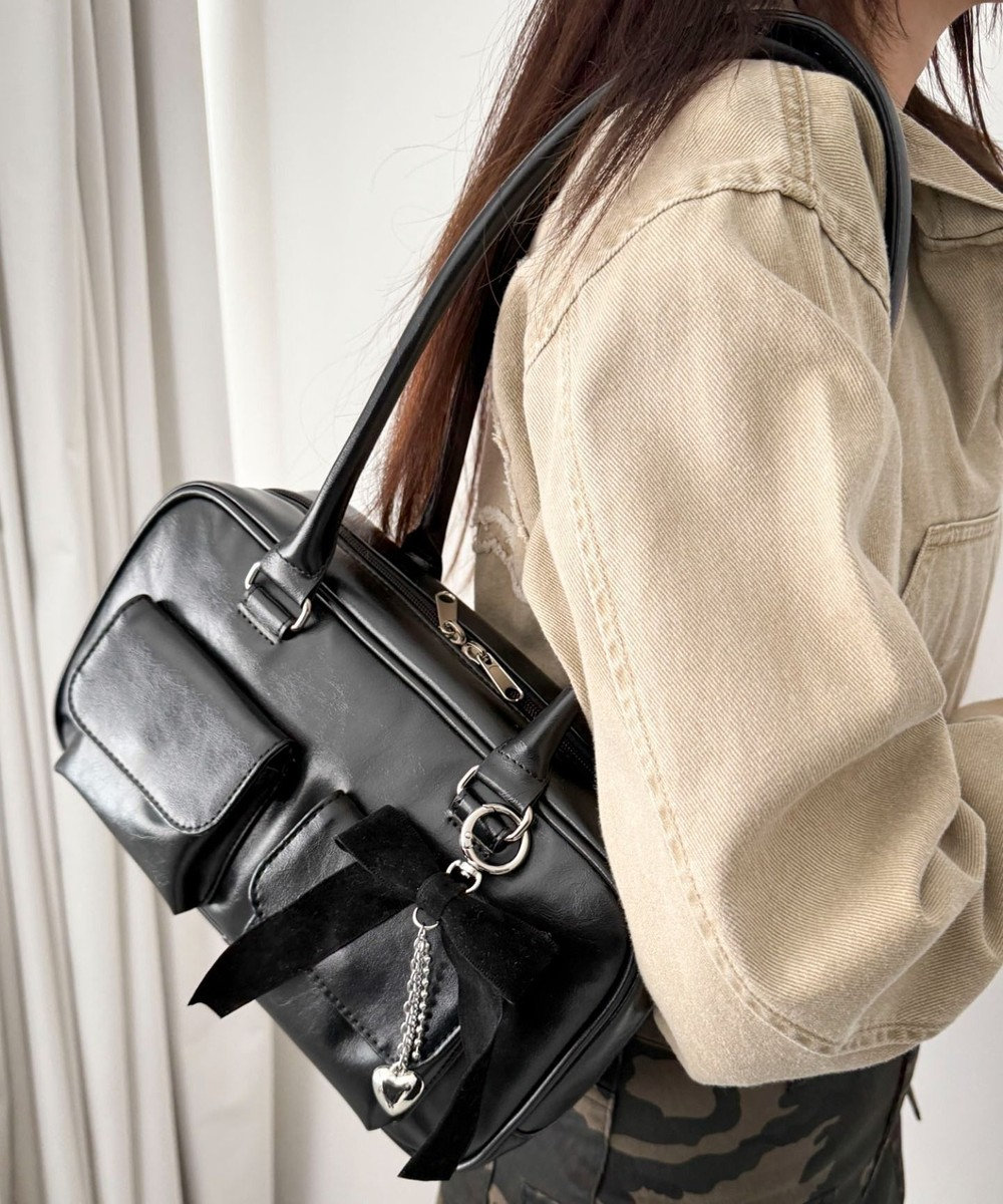 WEGO チャーム付きスクエアボストンバッグ 