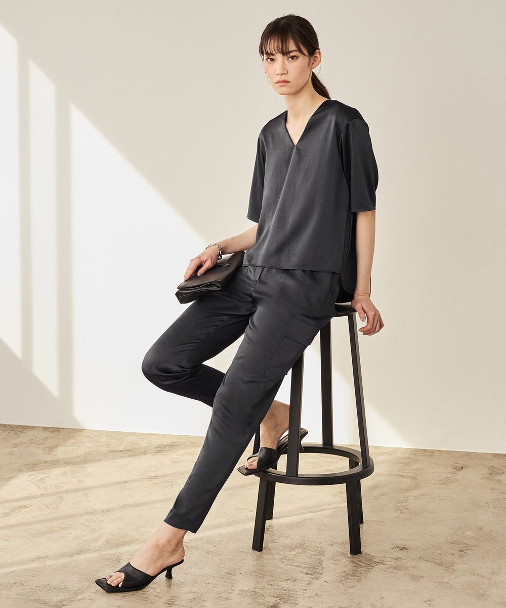 ICB 【WEB限定カラーあり・洗える】Calm Vネックブラウス 