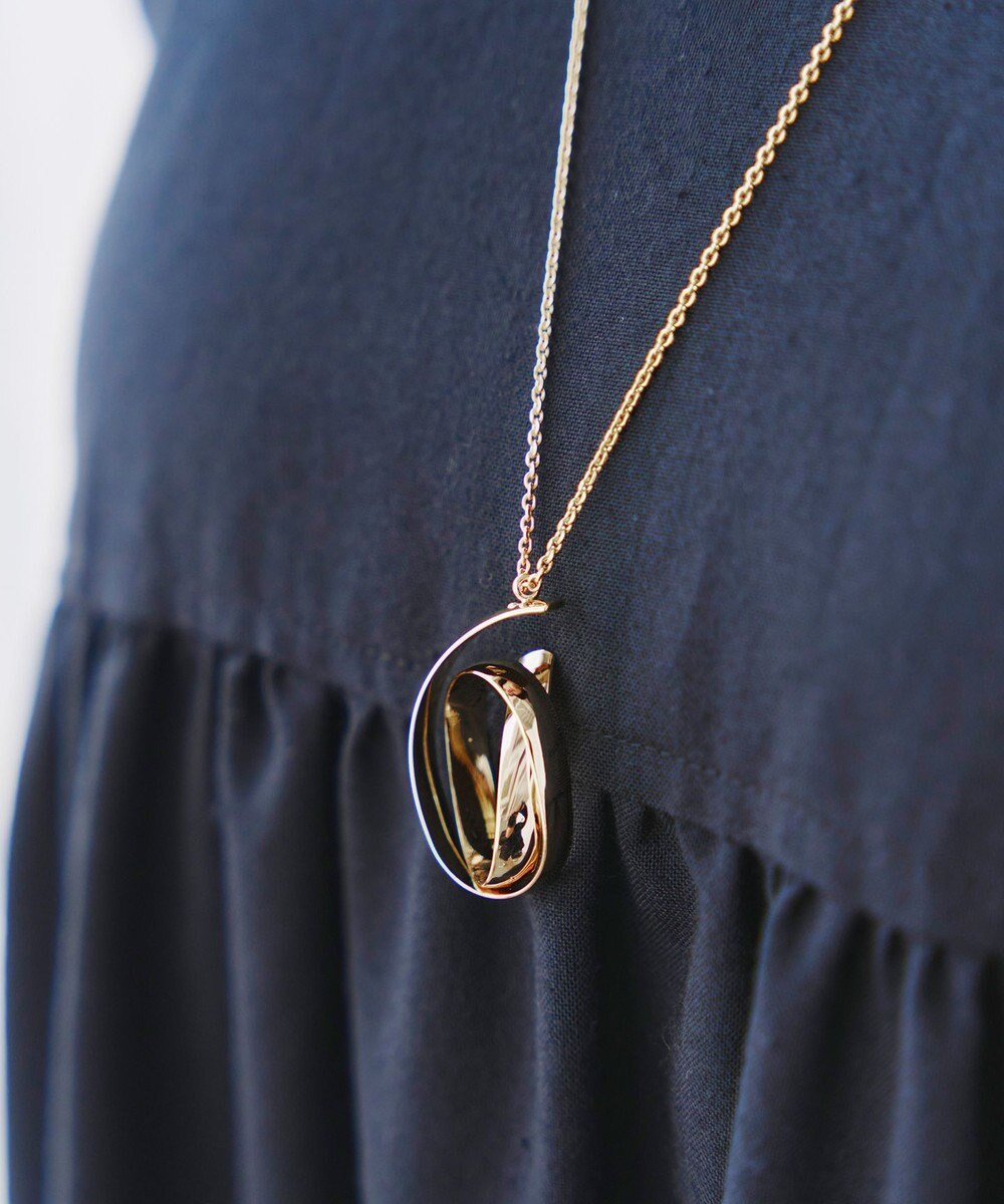 Tiaclasse メタルリボンロールネックレス 