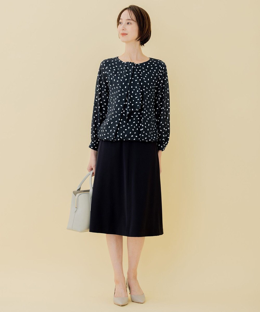 自由区 【XSサイズ～/洗える】ロイヤルシフォン スクエア柄 デザインブラウス 