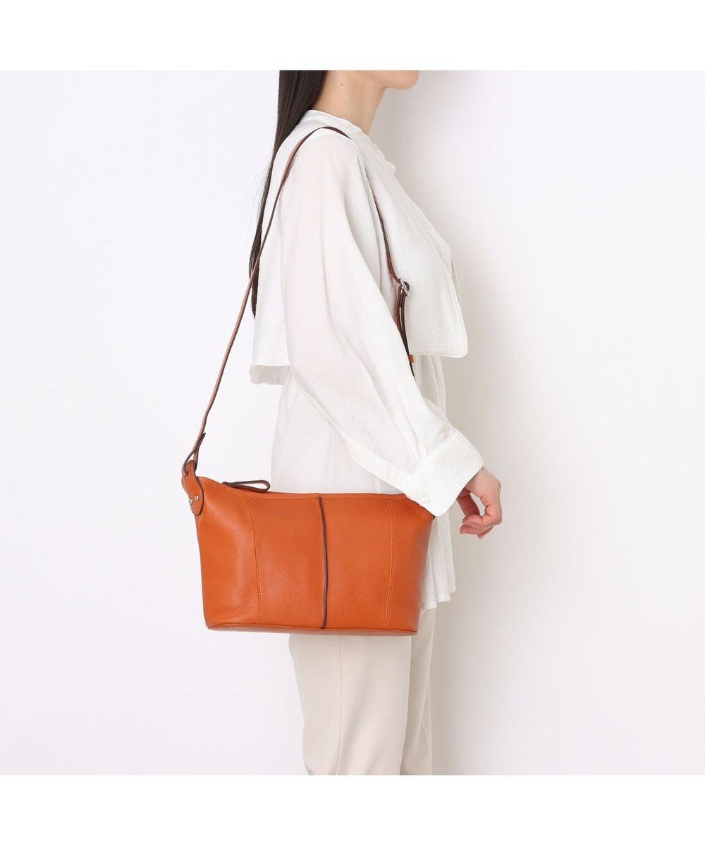 UNBILLION アトランタ ATLANTA / やぎ革軽量ショルダーS 