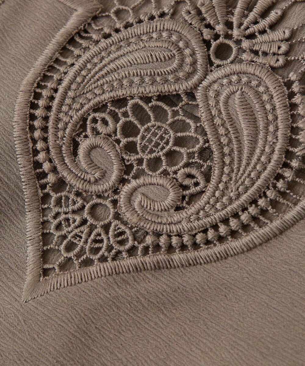 Green Parks ■ＥＳＣＡＲ　フロントレースキャミワンピース 