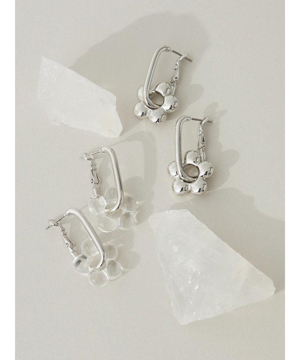 Green Parks ・ＨＡＬＦ　ＴＩＭＥ　２ＷＡＹモノトーンフラワーピアス 