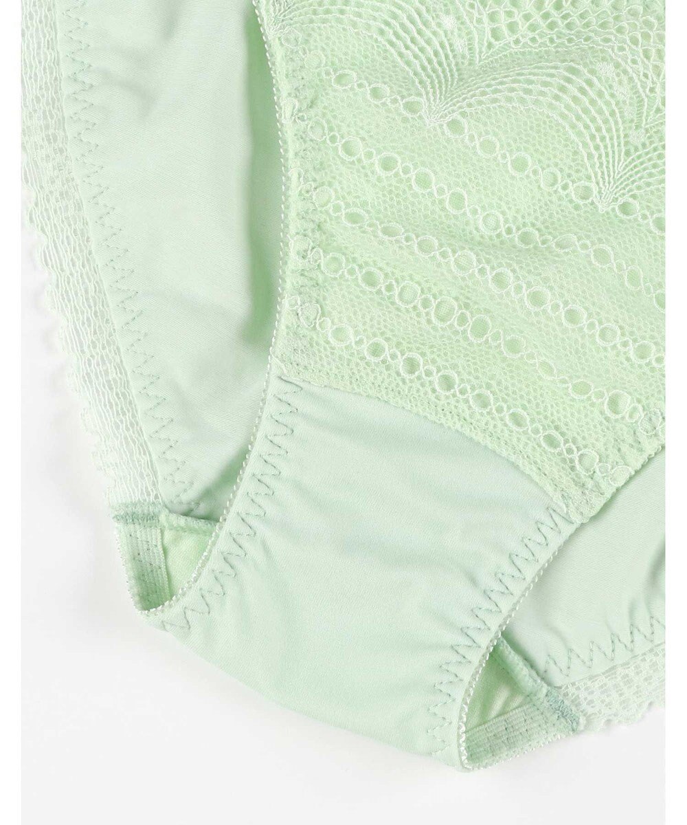 une nana cool it rains ショーツ 