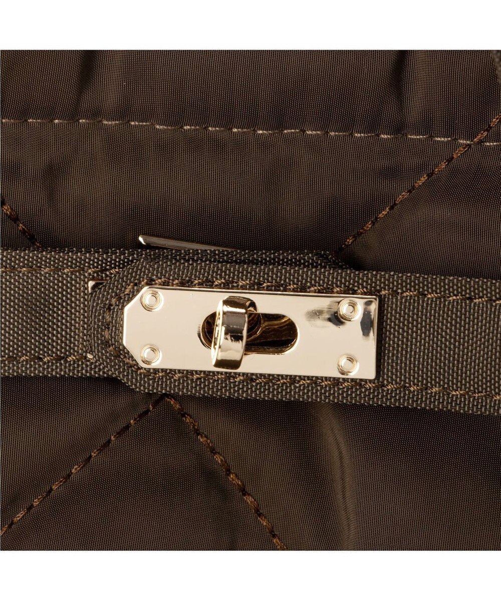UNBILLION カシュカシュ cachecache / ヒネリ金具2wayナイロンキルティングトートM 