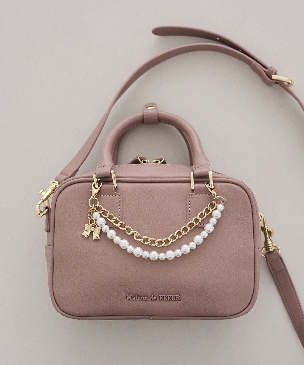 Maison de FLEUR チャーム付きワイドボストンバッグ 