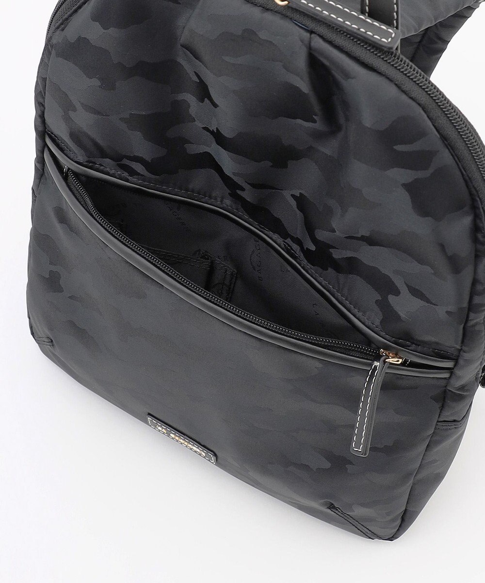 LA BAGAGERIE シャドージャカード リュックサック 